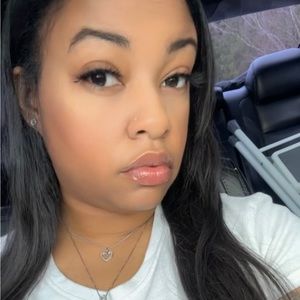 Meet your Posher, Kendra